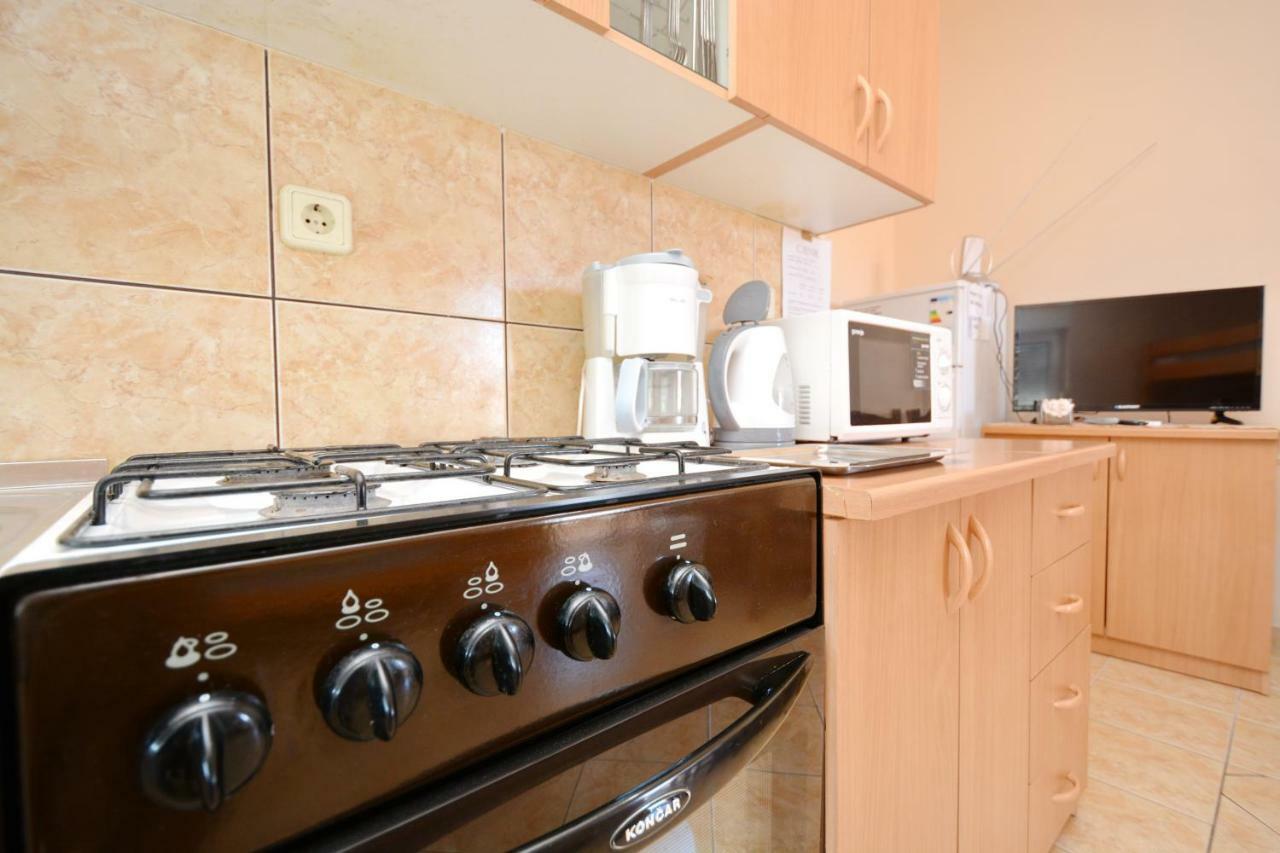 Stefi Apartment *